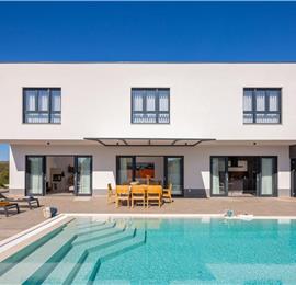 4 Bedroom Villa with Pool near Milna, Brac Island Sleeps 8 